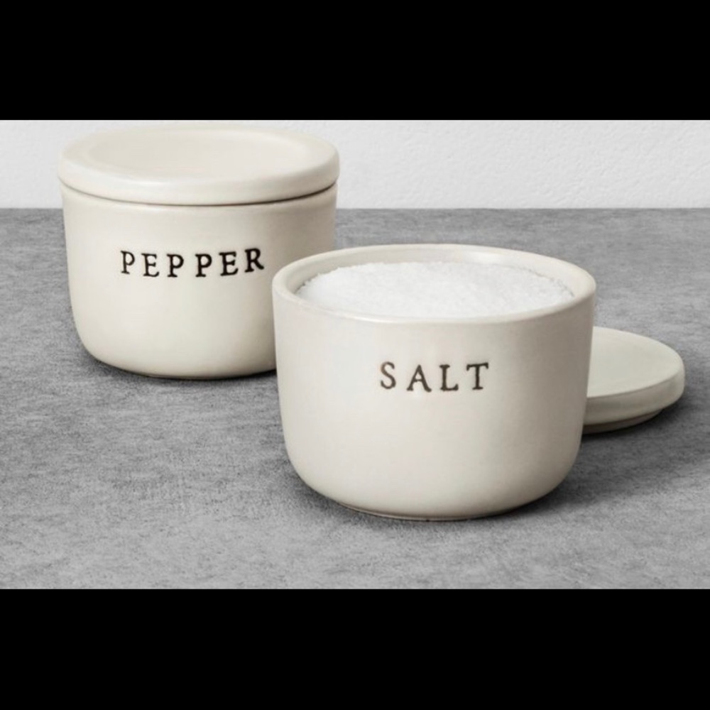 Never used* Salt & pepper decorative storage.